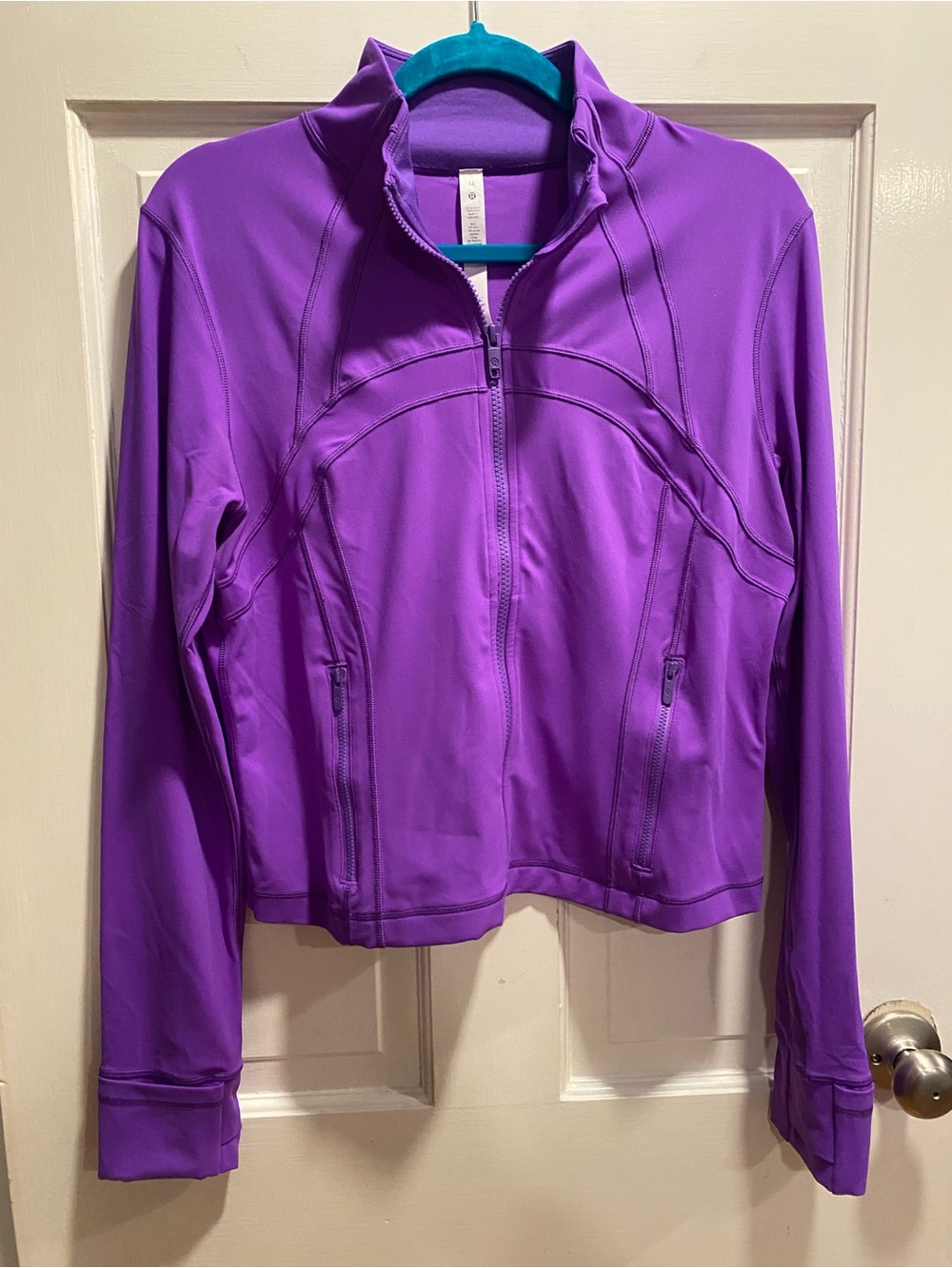lululemon athletica define cropped jacket atomic purple 💜